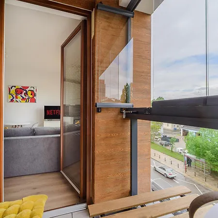 Cozy On Grzybowska Street With Parking