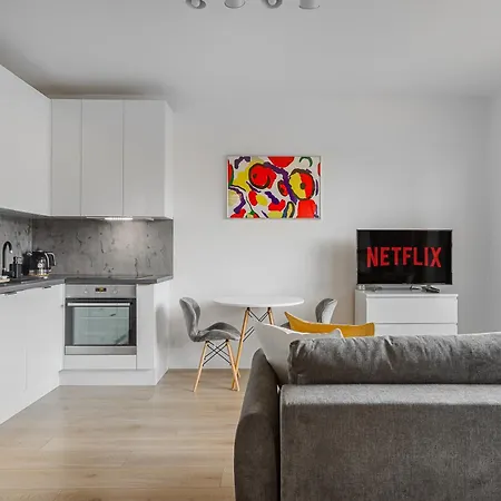 Cozy On Grzybowska Street With Parking Appartement Varsovie
